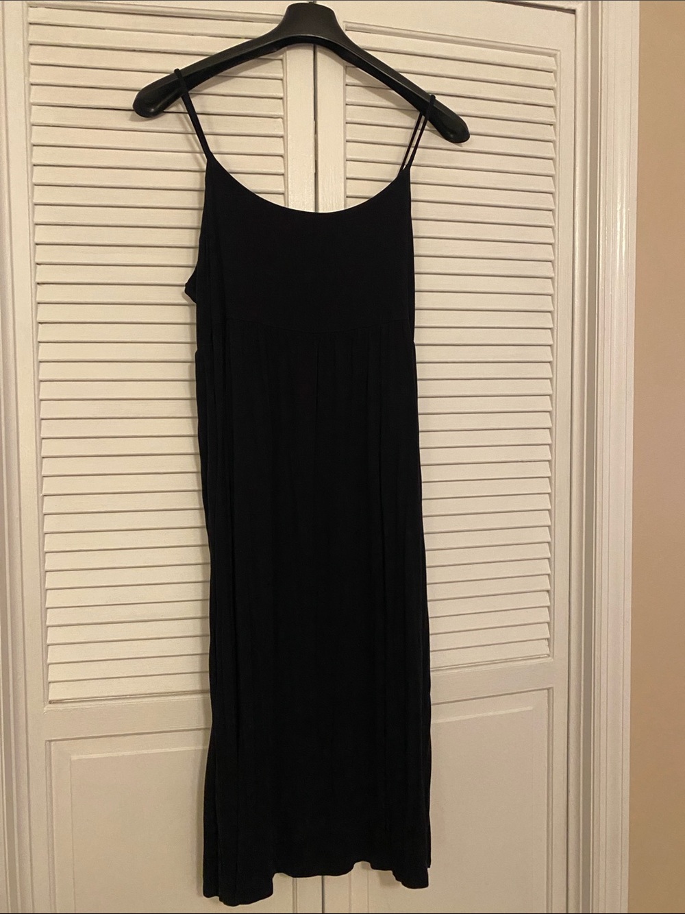Old Navy Black Midi Slip Dress with Spaghetti Straps - Picture 2 of 3